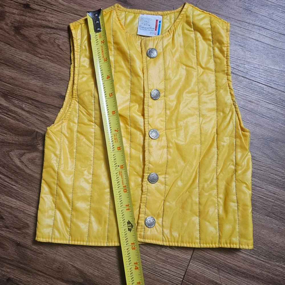 Vintage Billy the Kid Quilted Puffer Vest Silver Crest Buttons Kids 4 Yellow‎
